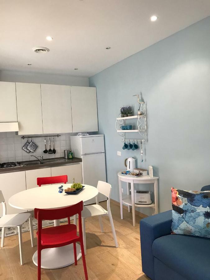 Casa Celeste Apartment เวียเรจโจ ภายนอก รูปภาพ